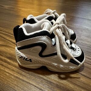 Vintage Y2K FILA Toddler Sneakers | Grant Hill–Era Design | Size 3